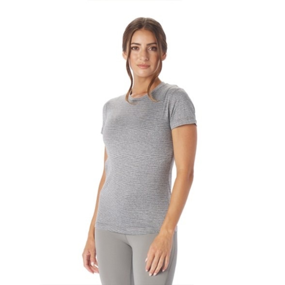 GLYDER women’s Simplicity Short Sleeve Tee Shirt